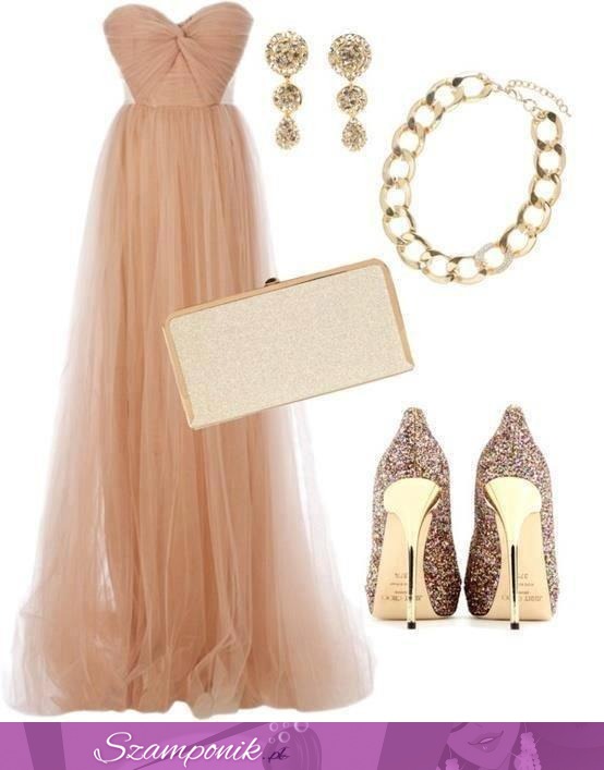 Sukienka ze złotymi dodatkami