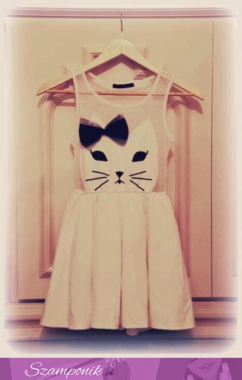 Sukieneczka z kotkiem!