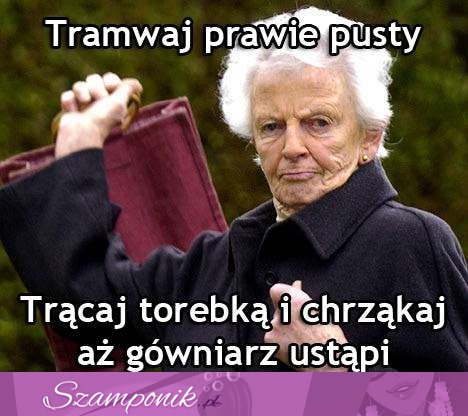 Tramwaj prawie pusty...