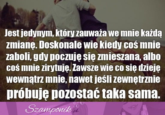 Jest jedynym, który zauważa....