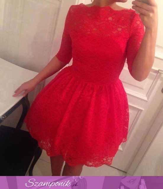 Koronkowa czerwona sukienka-mega