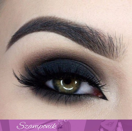 Smoky eye