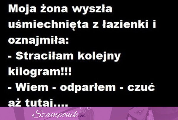 Żona wychodzać z łazienki