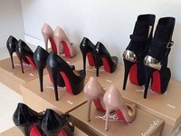 Wspaniała kolekcja Louboutinów