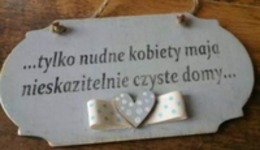 Nudne kobiety