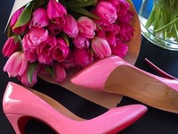 Kwiaty pod kolor butów,szaleństwo! ;)