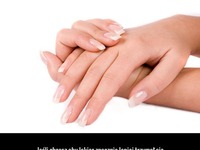 Łatwy sposób, aby lakier dłużej utrzymał się na twoich paznokciach