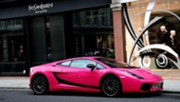 Różowe Lamborghini