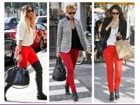 Stylizacje z czerwonymi spodniami