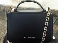 Czarna od Givenchy