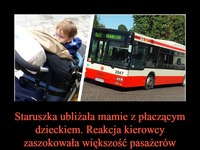 Staruszka ubliżała mamie z płaczącym dzieckiem. Reakcja kierowcy zaszokowała większość pasażerów