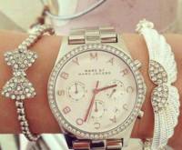 Biały zegarek ;)